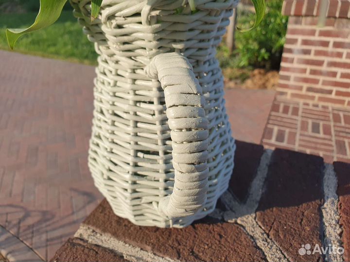 Кувшин плетёный из лозы ваза кашпо