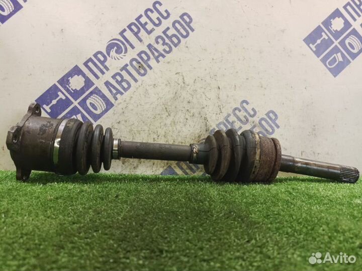 Привод передний правый Hyundai Terracan