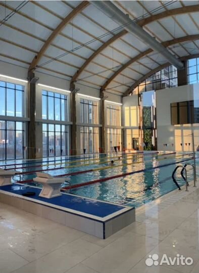 Абонемент в фитнес клуб с бассейном