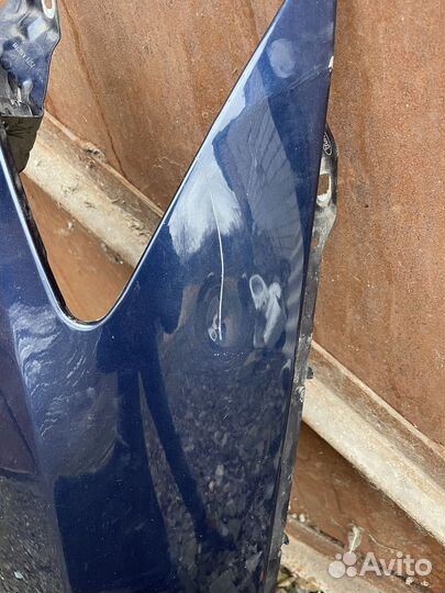 Крыло переднее левое