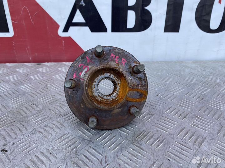 Ступиц передняя Nissan X-Trail T31