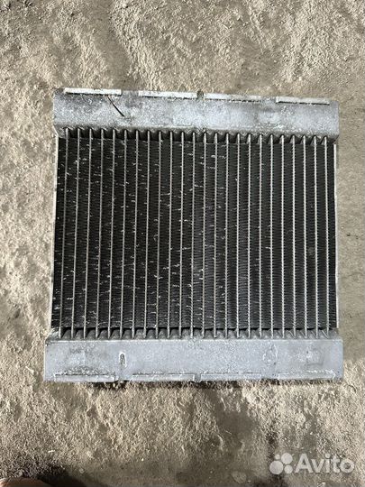 Дополнительный радиатор bmw F10 F11 F07 F12 F13