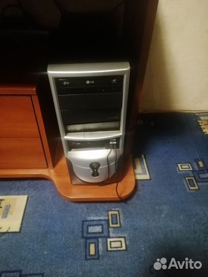 Компьютер