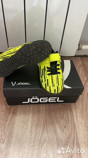 Футбольная обувь для детей