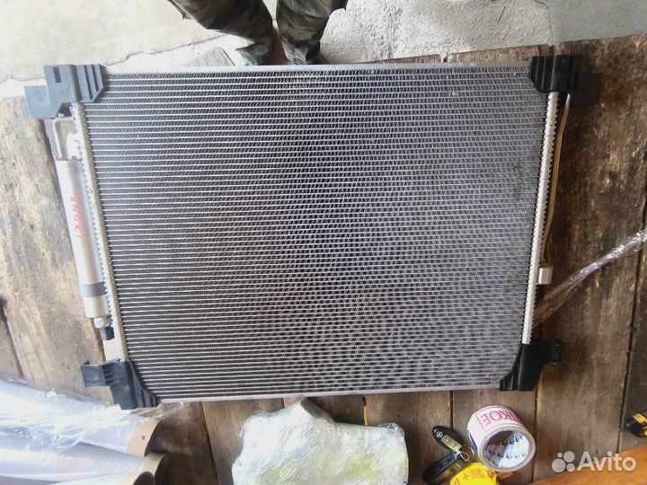 Радиатор кондиционера Nissan Fuga KNY51 VQ37-VHR