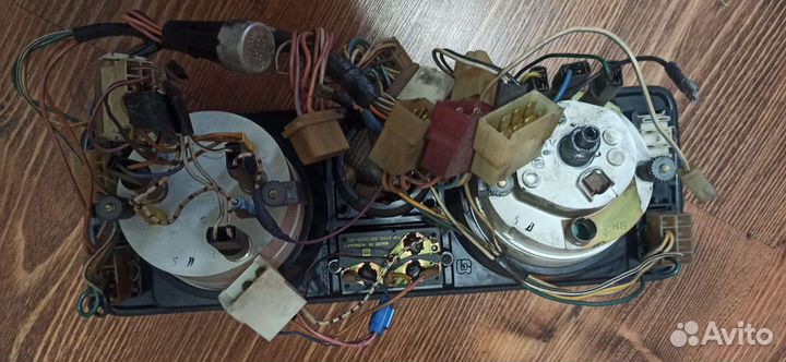 Приборная панель ваз 2105