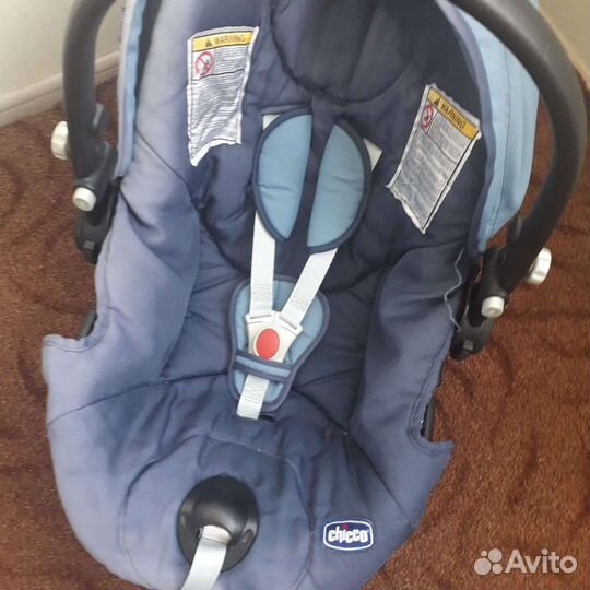 Детское автокресло от 0 chicco