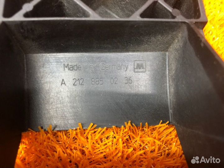 Кронштейн Mercedes-Benz E-Class W212 642.850 2011