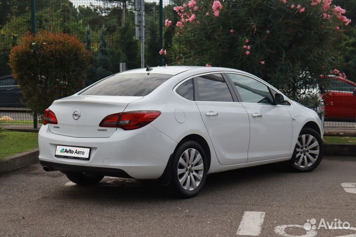 Opel Astra 1.4 AT, 2013, 122 000 км