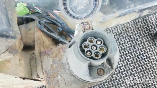 Фаркоп (прицепное устройство) volkswagen passat B7