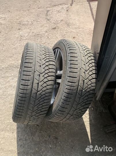 Michelin Pilot Alpin 4 235/45 R18