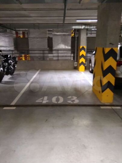 Машиноместо, 14 м²