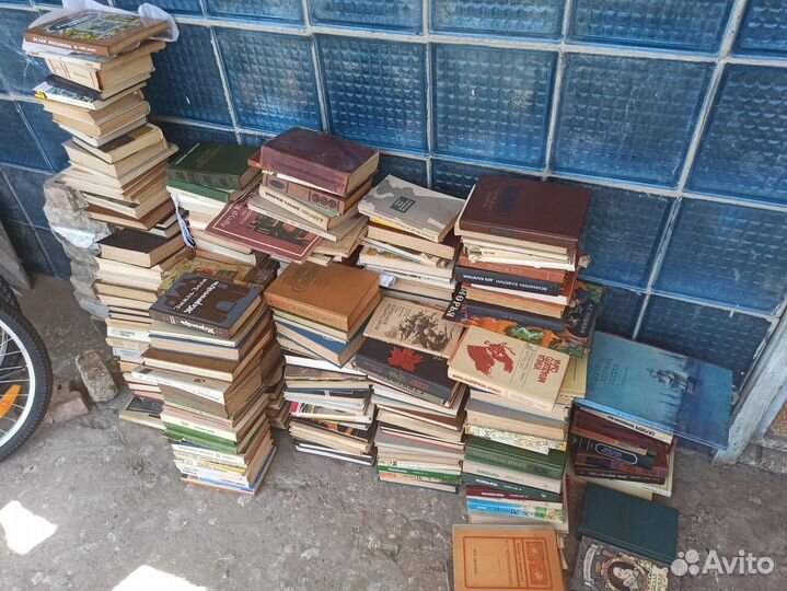 Художественные книги СССР и познавательные