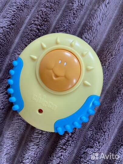 Мобиль музыкальный на кроватку