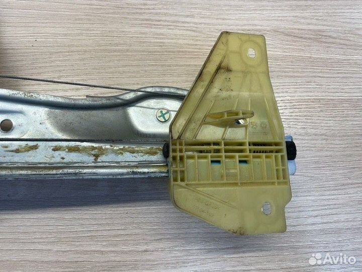 Стеклоподъемник передний левый LADA X-Ray