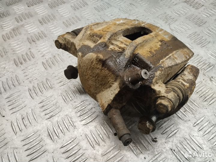 Суппорт передний правый Chery Tiggo t11 FL 1.8