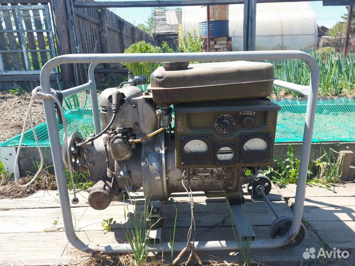 Генератор бензиновый уд-1