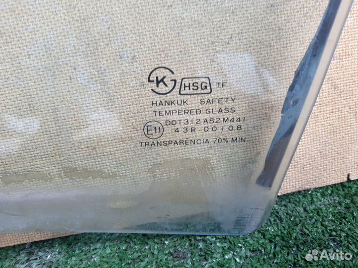 Стекло двери переднее левое Daewoo Nexia N100