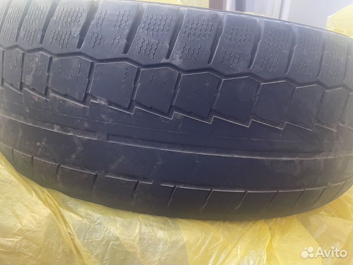 Dunlop Winter Maxx WM02 215/60 R16