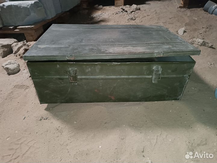 Ящик металлический