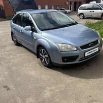 Ford Focus 1.6 MT, 2006, 317 000 км, с пробегом, цена 390 000 руб.