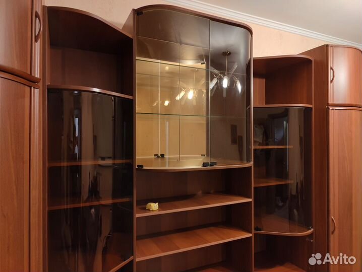 Шкаф стенка