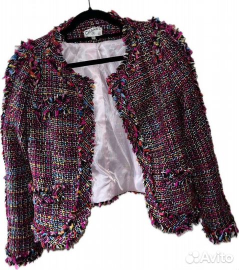 Твидовый жакет Букле Chanel Tweed Jacket