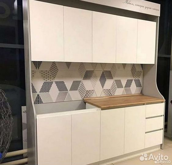 Кухонный гарнитур 