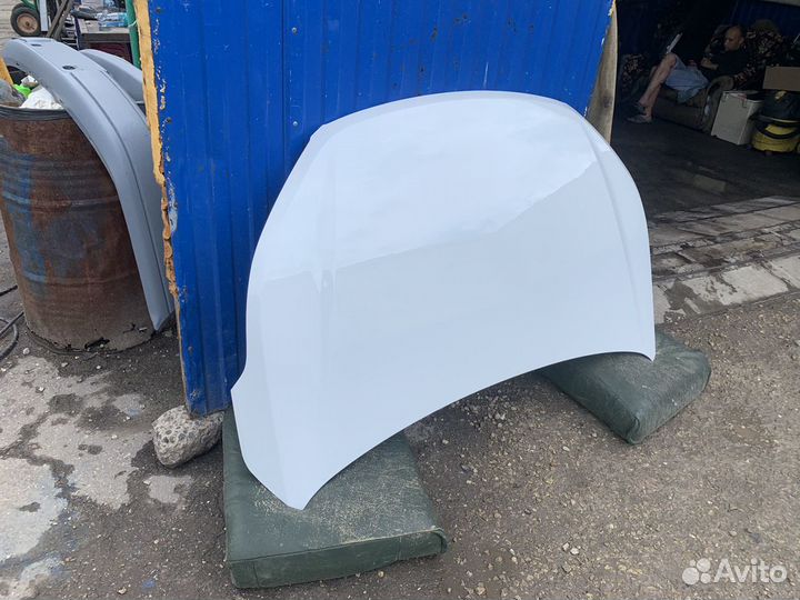 Белый Капот Hyundai Creta Оригинал 2016-2021