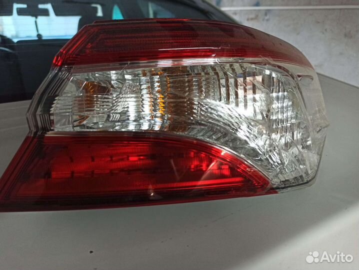 Фонарь камри 70