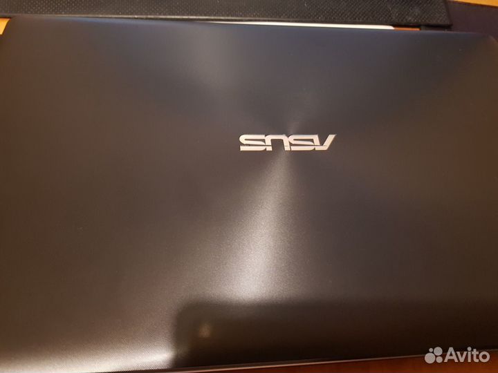 Ноутбук asus x550c i3-3217U, GT 720M,12/800 GB