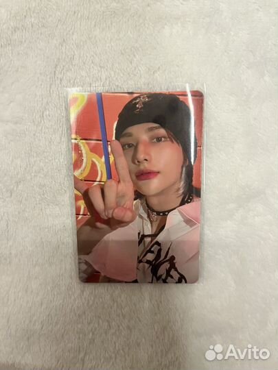 Карты stray kids хенджин maxident apple music