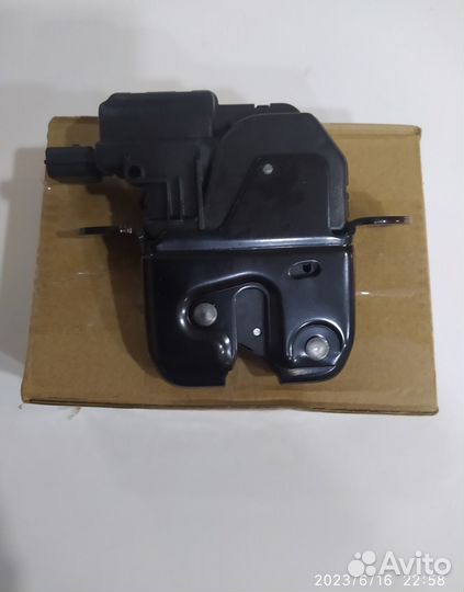 Замок багажника Duster 2, Fluence Arkana Scenic 3