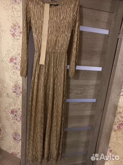 Вечернее платье в пол