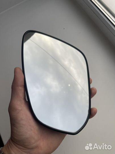 Элемент зеркальный левый оригинал тойота rav4