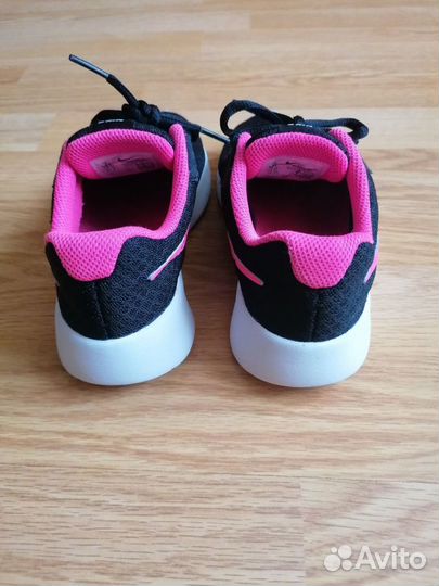 Кроссовки Nike детские 33 размер