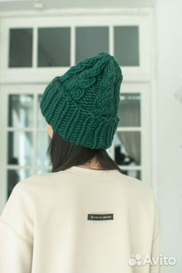 Шапка женская вязаная ручная работа