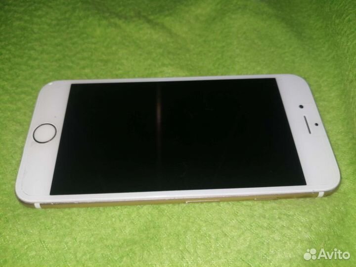 Телефон iPhone 6s