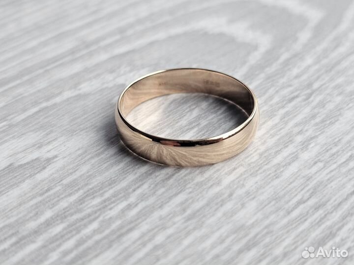 Золотое кольцо 585