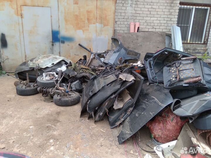 Запчасти на ваз 2115 бу