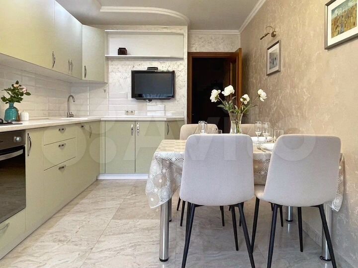 2-к. квартира, 75 м², 1/5 эт.