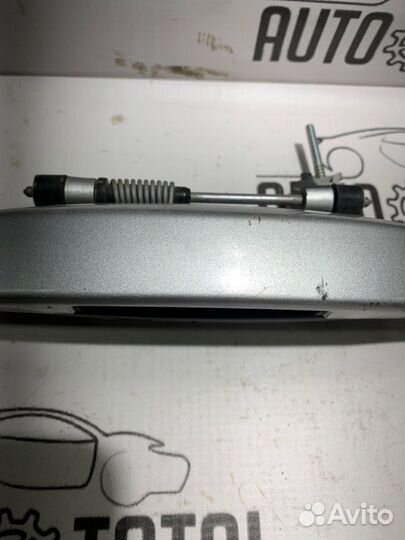 Ручка двери левая Renault Duster F4RA400 2013