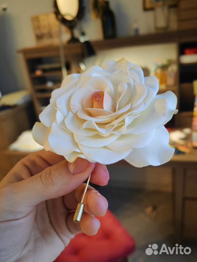 Нежная роза. Брошь-игла. Ручная работа
