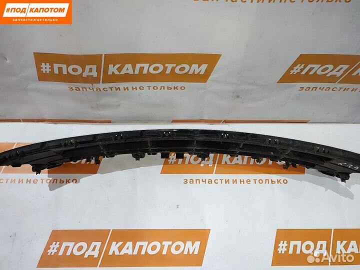 Решетка в бампер нижняя Mazda 6 GJ 2015 GHP9501T1D