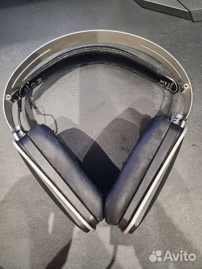 Наушники Harman Kardon NC