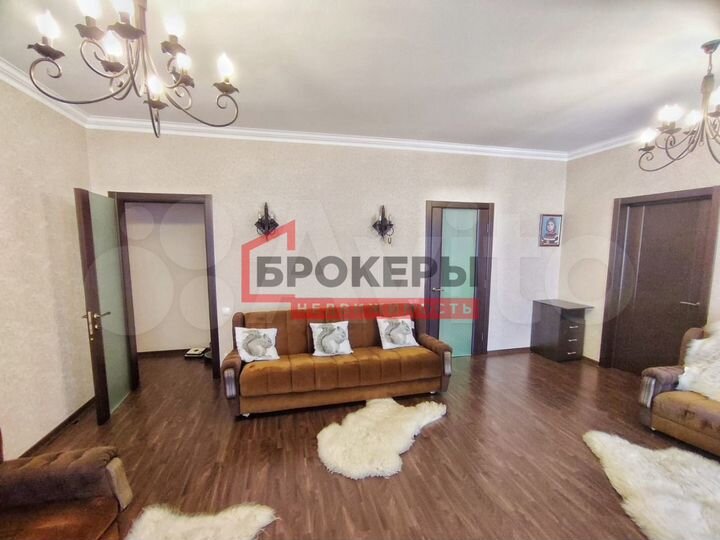 3-к. квартира, 133,1 м², 3/5 эт.