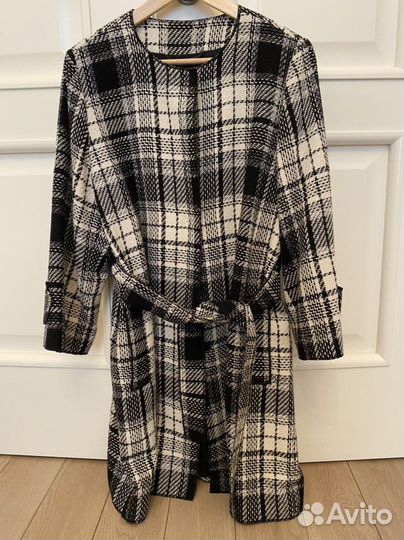 Легкое пальто Dolce & Gabbana 44 р