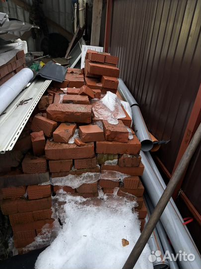 Кирпич красный