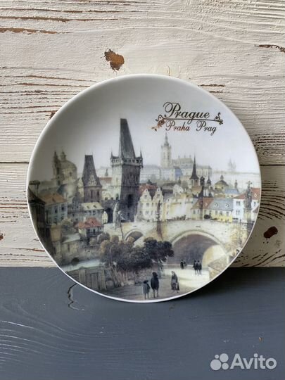 Тарелка сувенирная с видом Праги