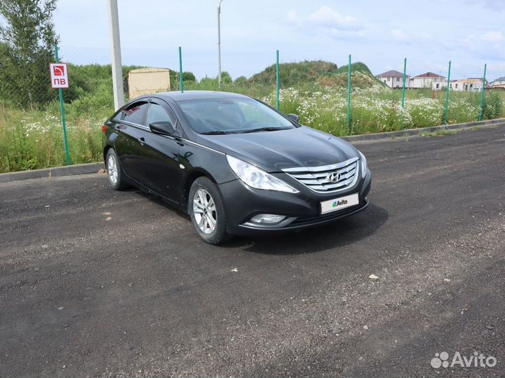 Hyundai Sonata 2 AT, 2011, 320 700 км